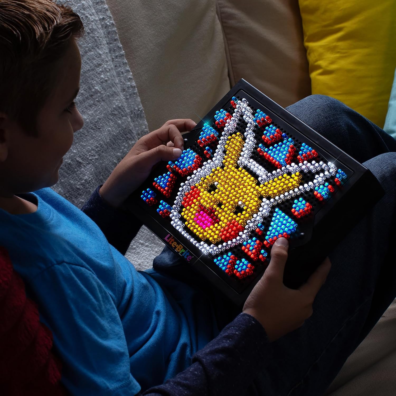 Pokémon Light-Up Peg Art Set – HD LED Grid Craft Kit with 1,000 Mini Pegs