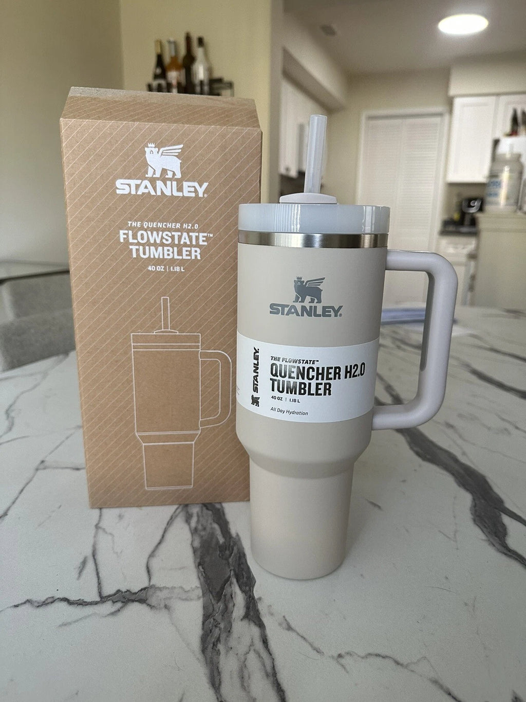 NEW Stanley 40oz Quencher FlowState™ Tumbler – Dune | Insulated Travel Cup with Handle & Straw